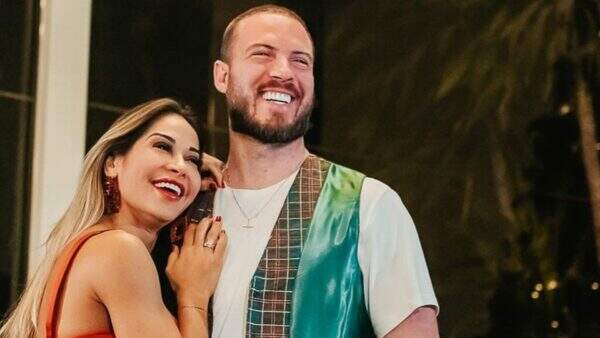 Maíra Cardi e Thiago Nigro se casam no civil: “Em comunhão total de bens”