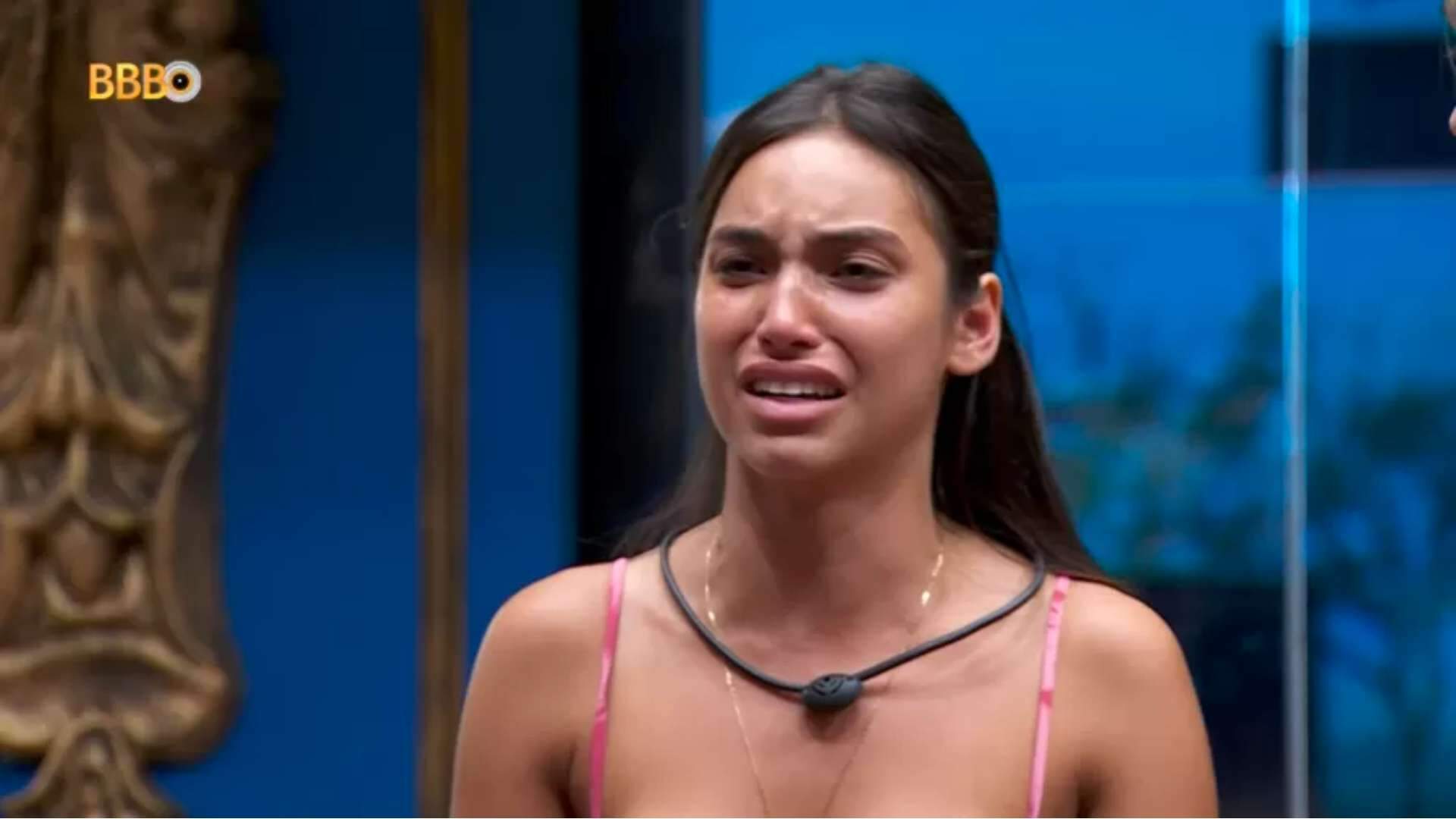 BBB 24: Vanessa Lopes surta ao vivo, acusa brothers de serem atores e pensa em desistir do reality: “É isso!” - Metropolitana FM