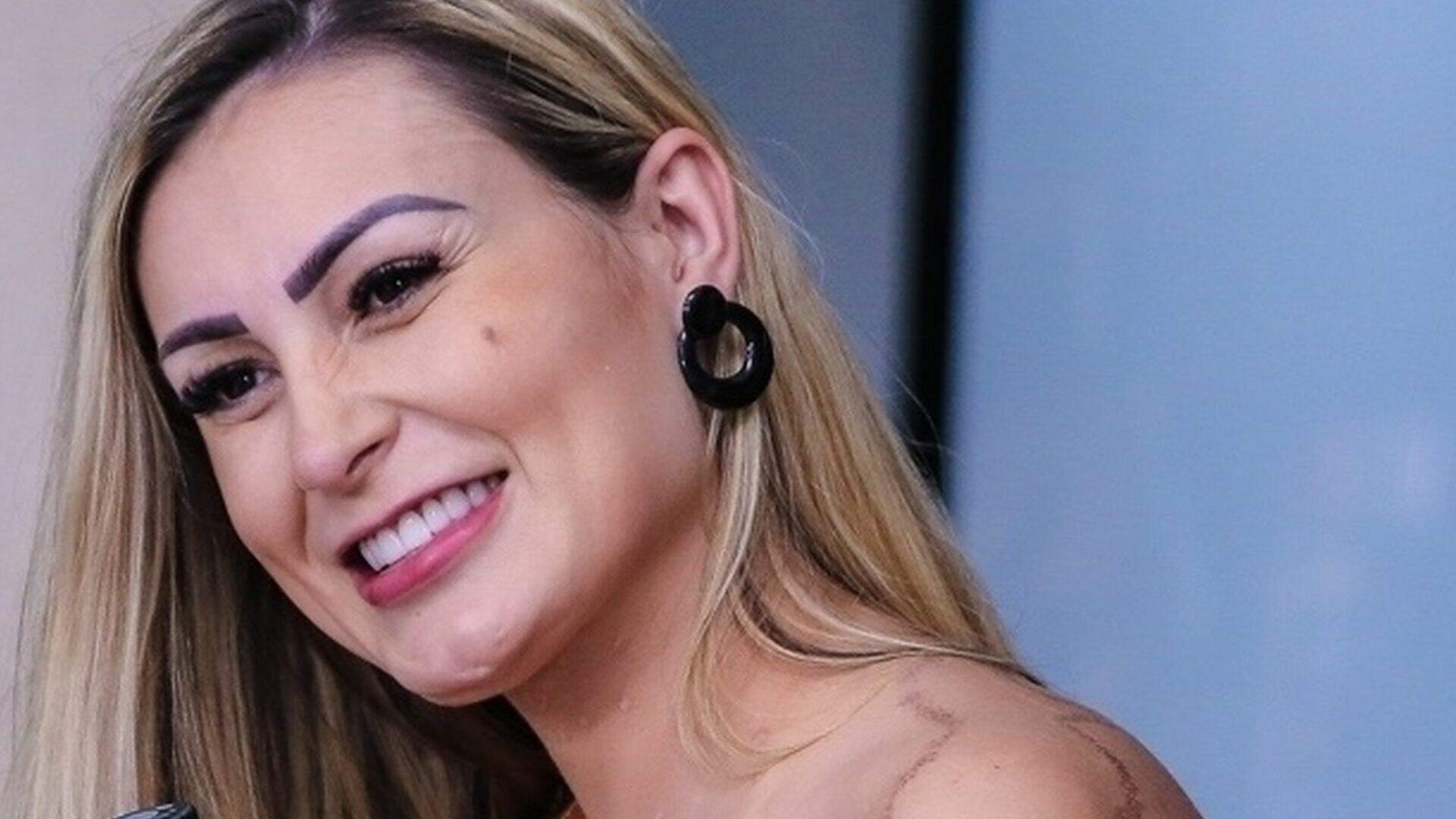 Após 10 anos, Andressa Urach divulga fotos chocantes de ensaio em revista adulta internacional - Metropolitana FM