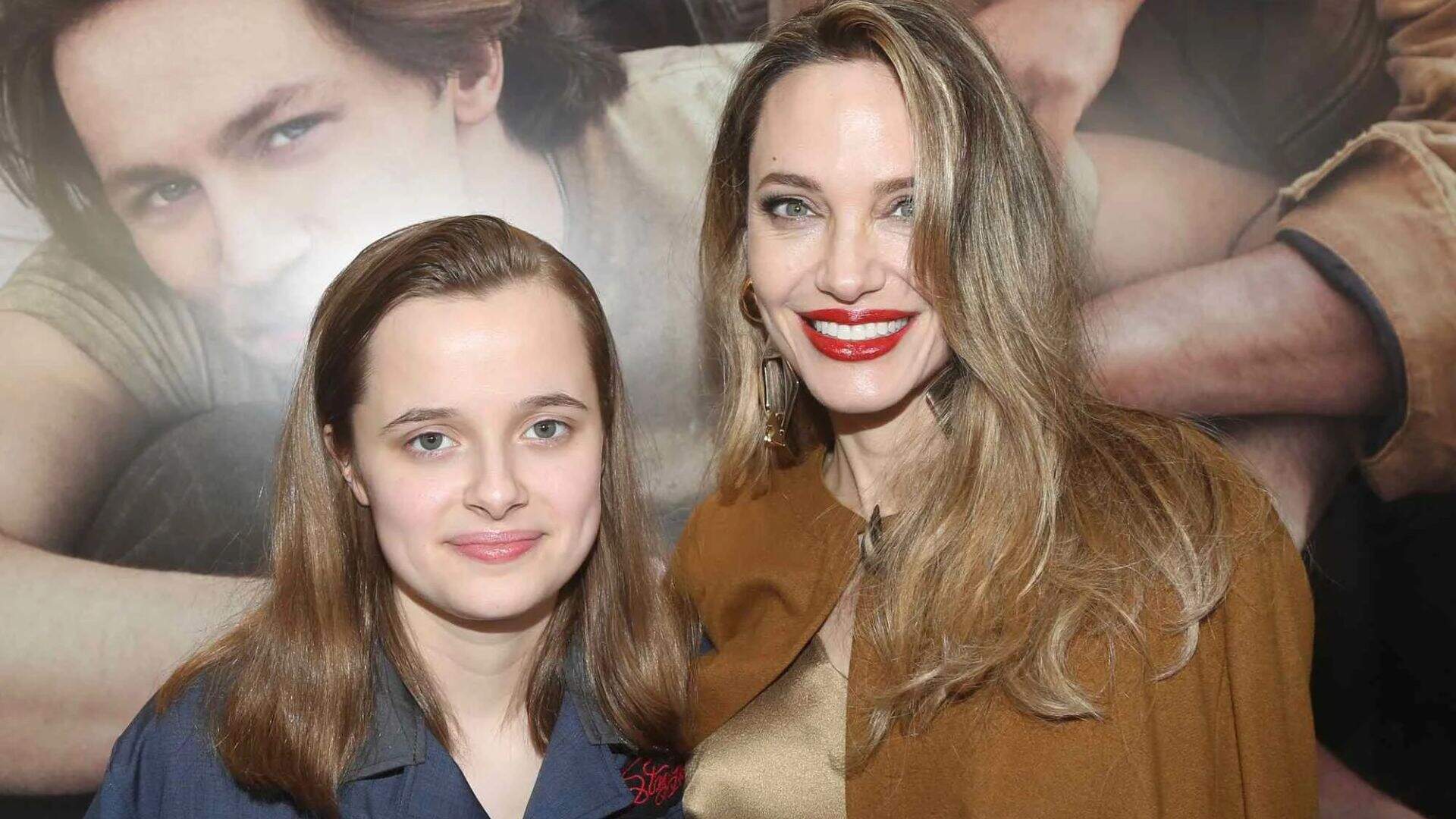 Loiríssima, Angelina Jolie rouba a cena em evento da Broadway acompanhada da filha - Metropolitana FM