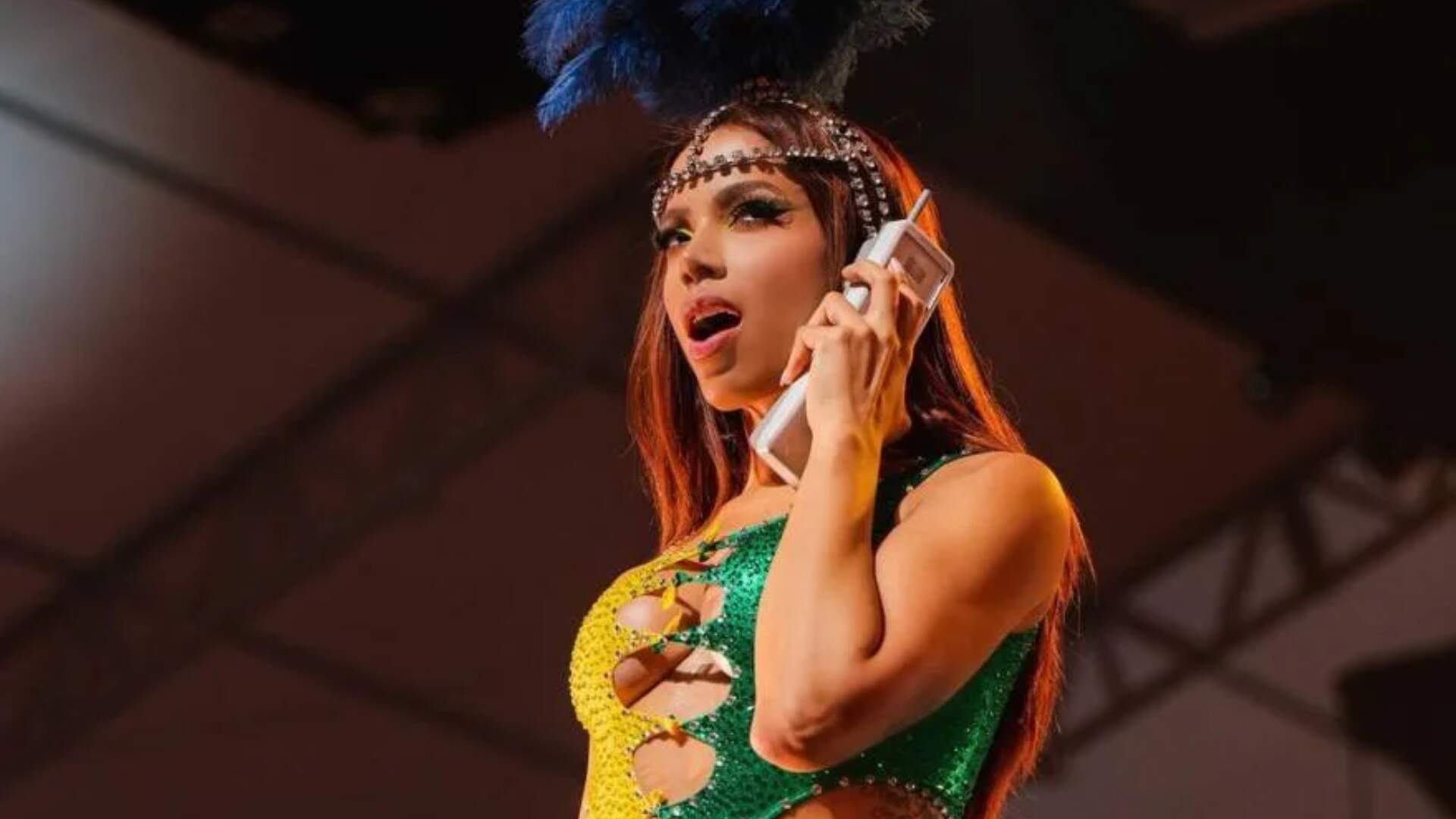 Anitta relembra auge da carreira e fala sobre bastidores do mundo da fama: “Eu era uma pessoa infeliz”