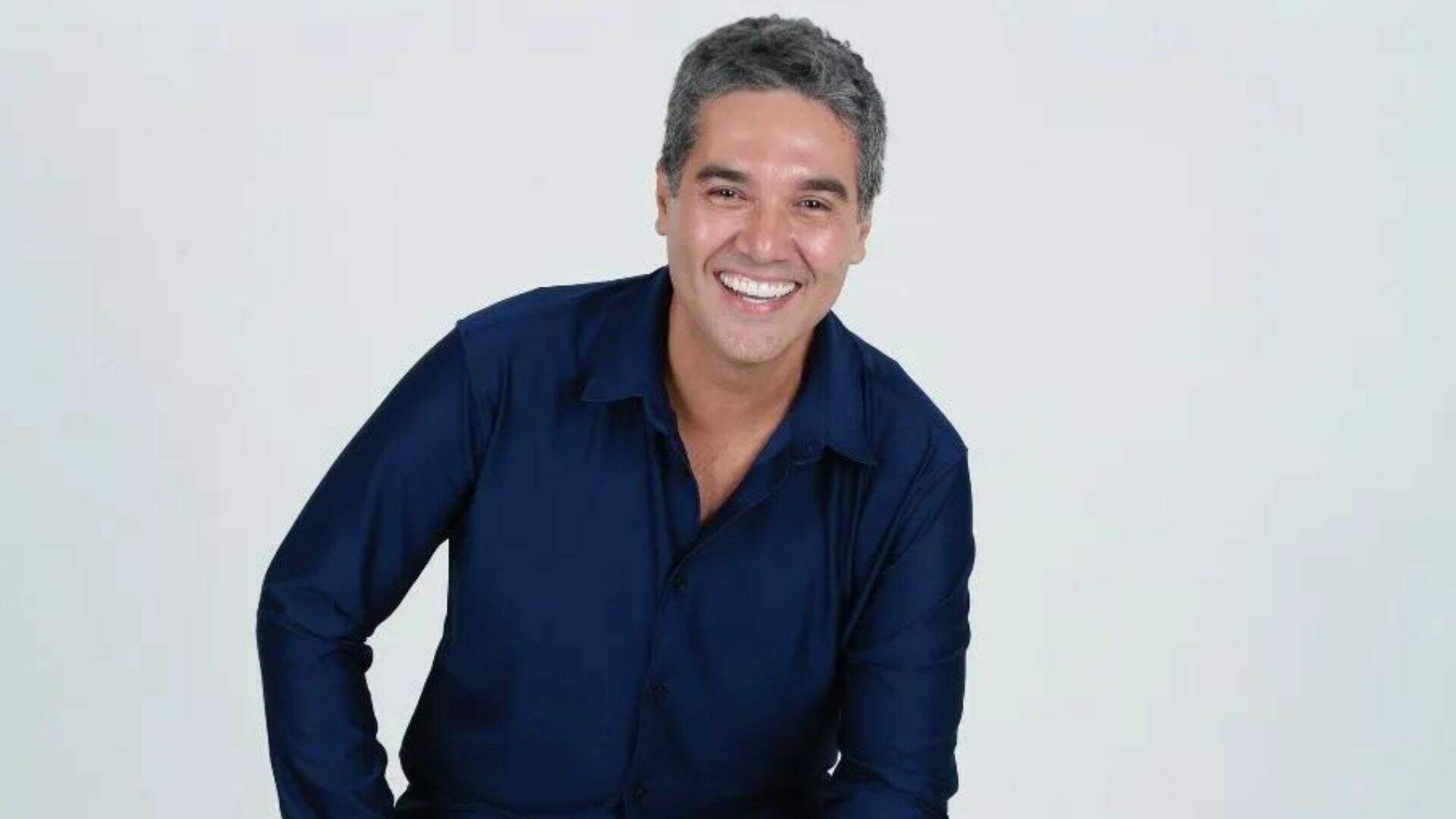 Fernando Sampaio é um ator brasileiro conhecido por seus papéis em novelas da RecordTV. Além de atuar, também trabalhou como repórter especial para o Portal R7. Em 2018, fez sua estreia na Rede Globo na novela 