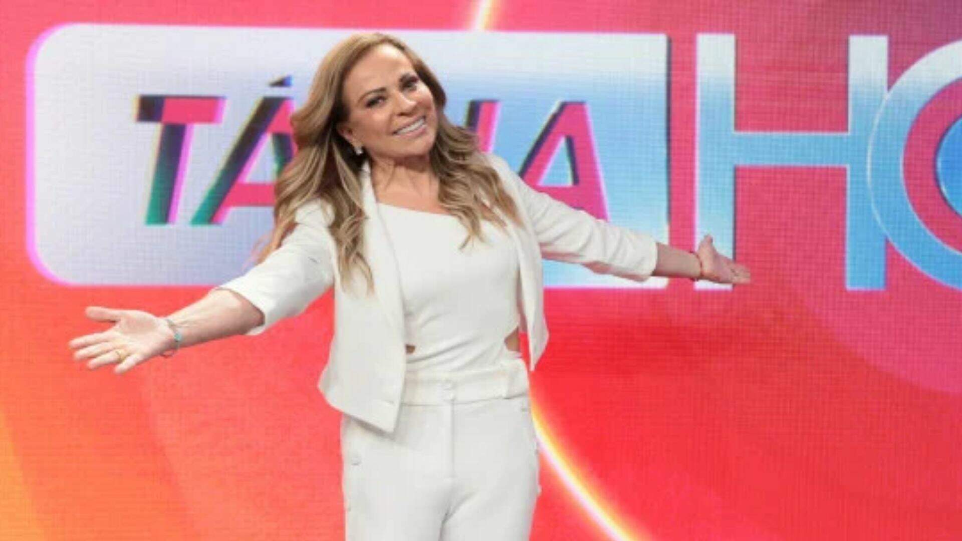 POLÊMICA! Após pedir para deixar programa, SBT anuncia saída de Christina Rocha