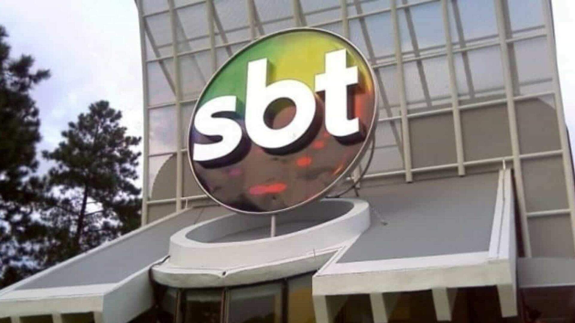 SBT consegue imagens das câmeras e se pronuncia sobre suposto sexo de diretor no camarim