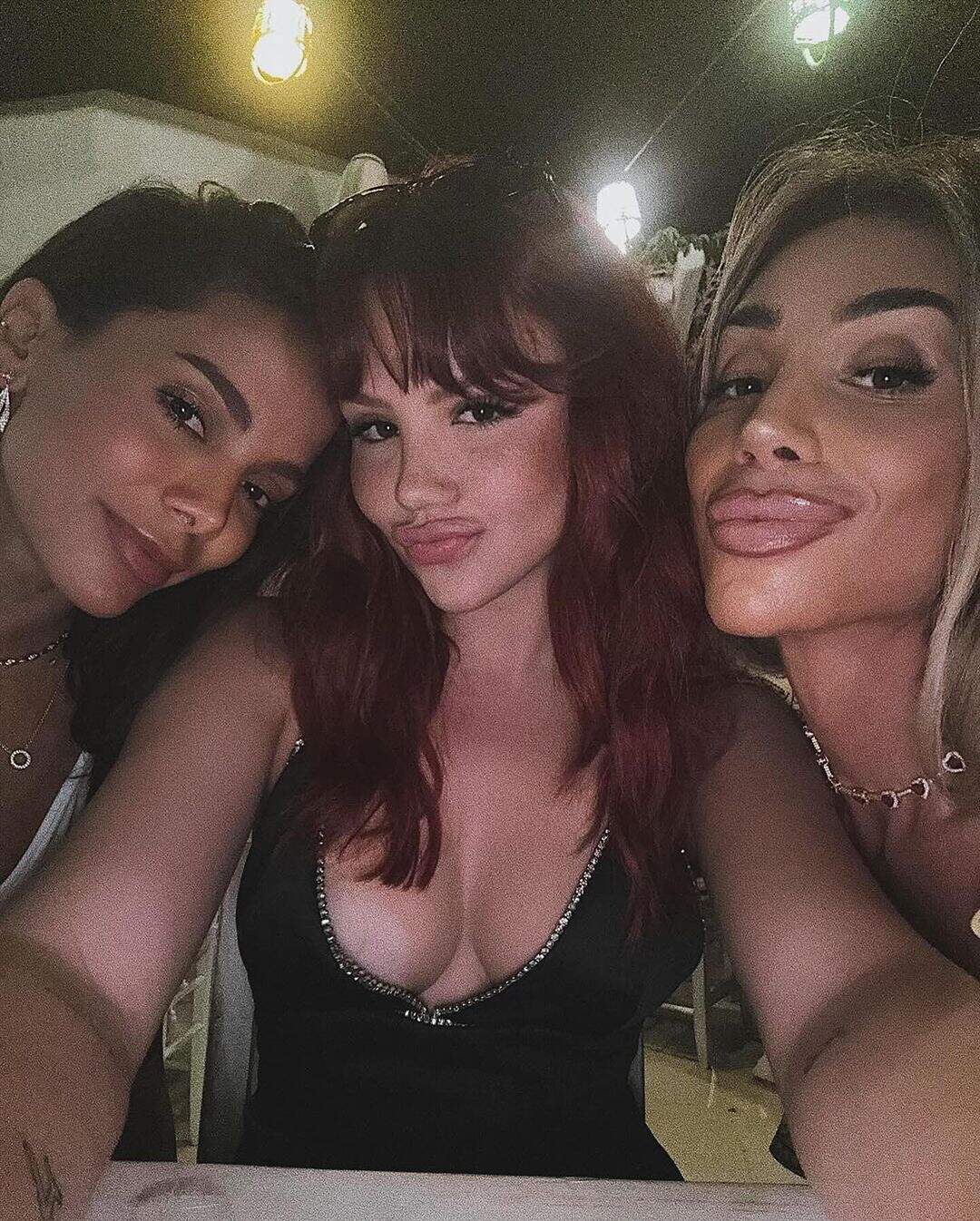 Anitta, Vivi Wanderley e Maya Massafera