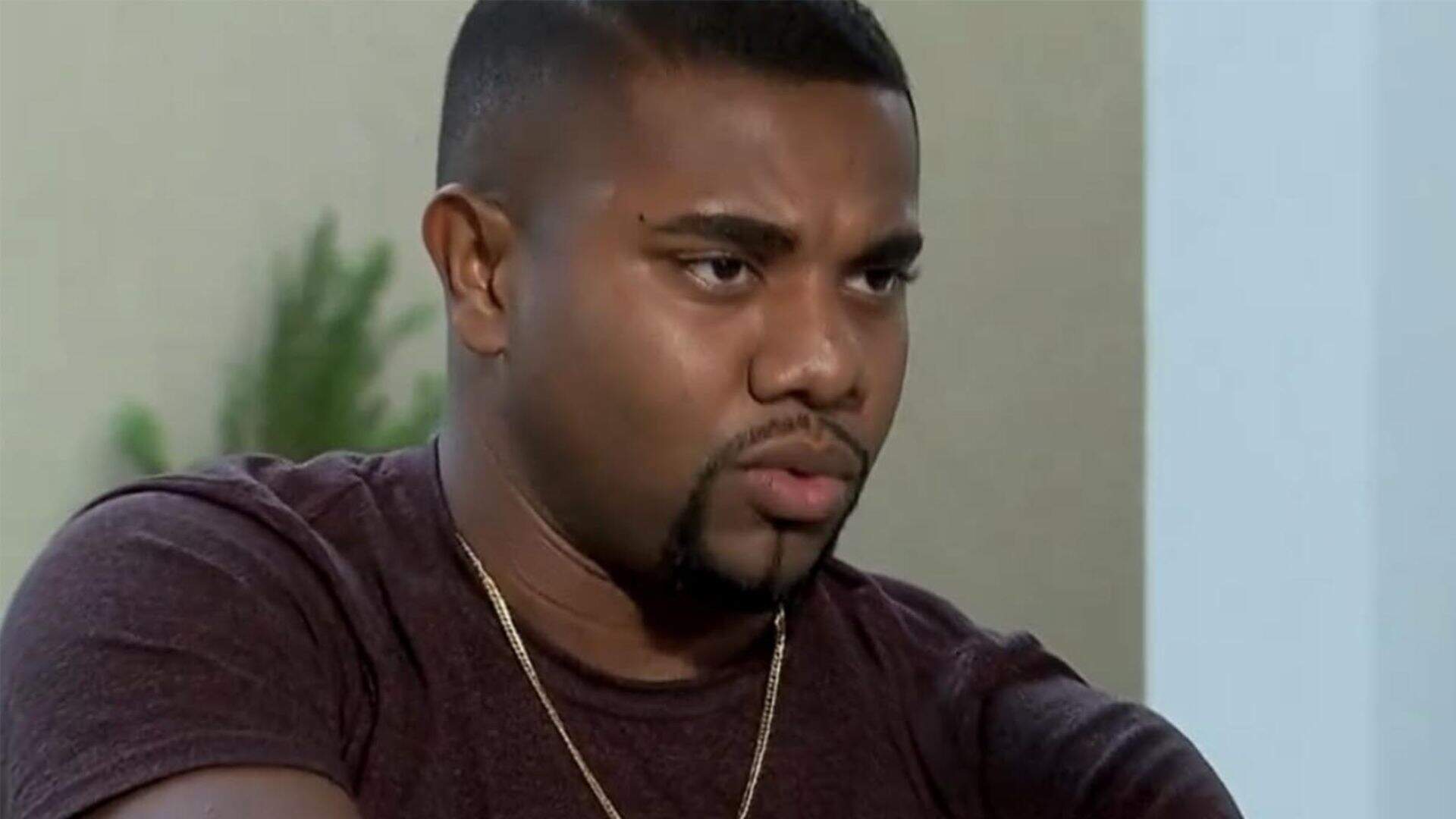 Davi Brito volta a falar sobre ter desistido da faculdade de medicina: “Os planos mudaram” - Metropolitana FM