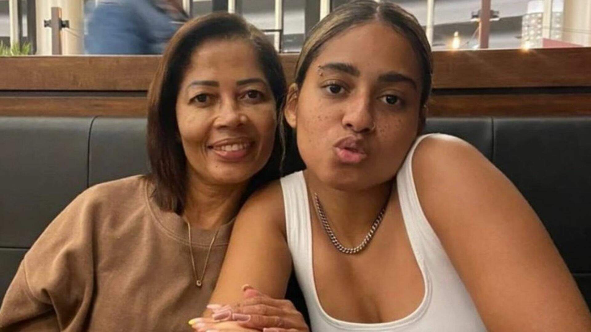 Mãe de MC Loma rebate comentário de Melody sobre fama da influenciadora - Metropolitana FM