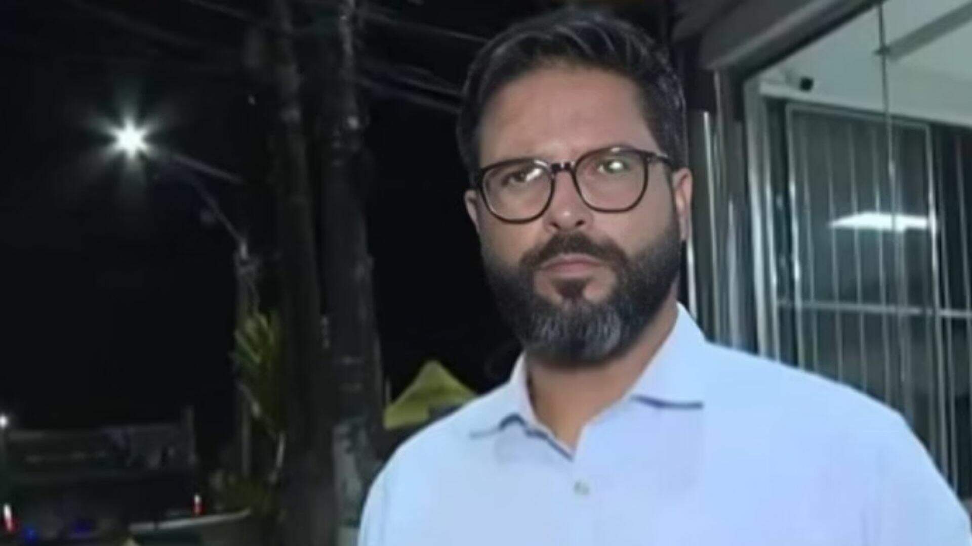 Repórter se esconde em padaria após flagrar tiroteio ao vivo