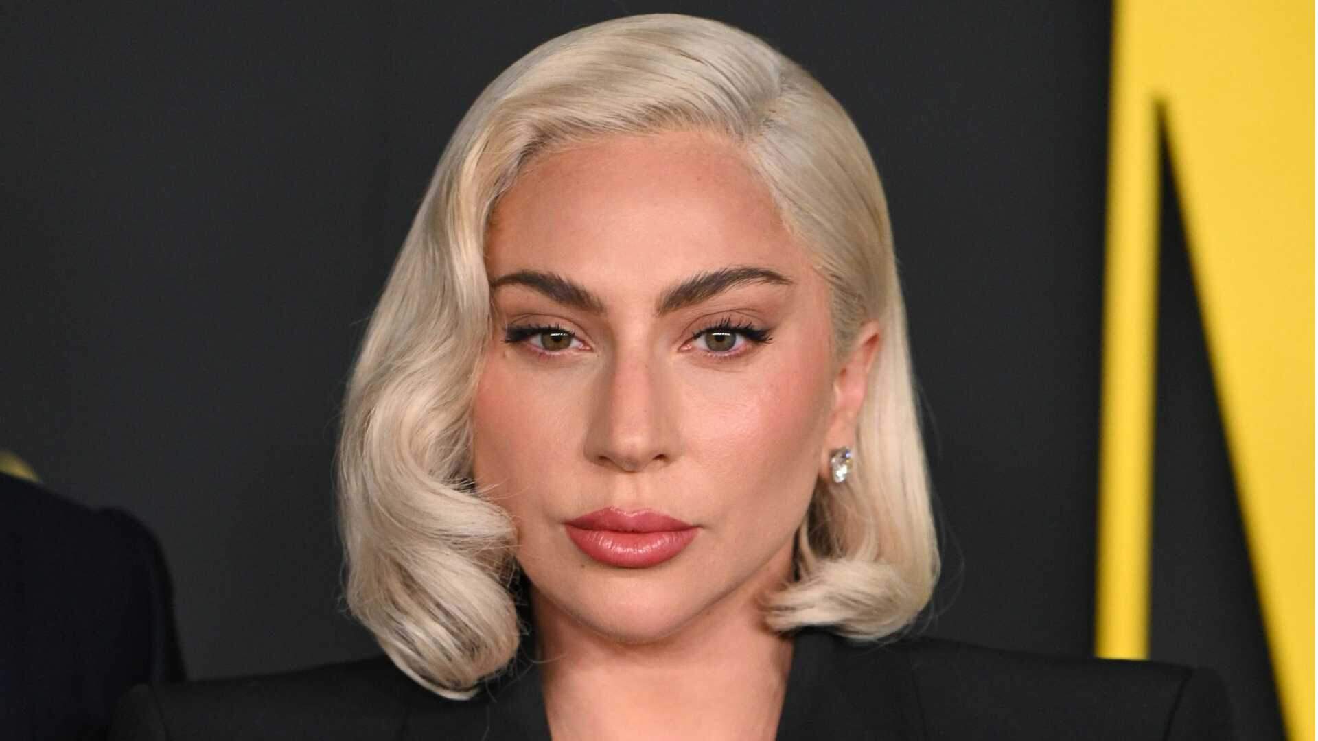 Lady Gaga rebate críticas sobre idade após vencer no iHeartRadio Music Awards 2025