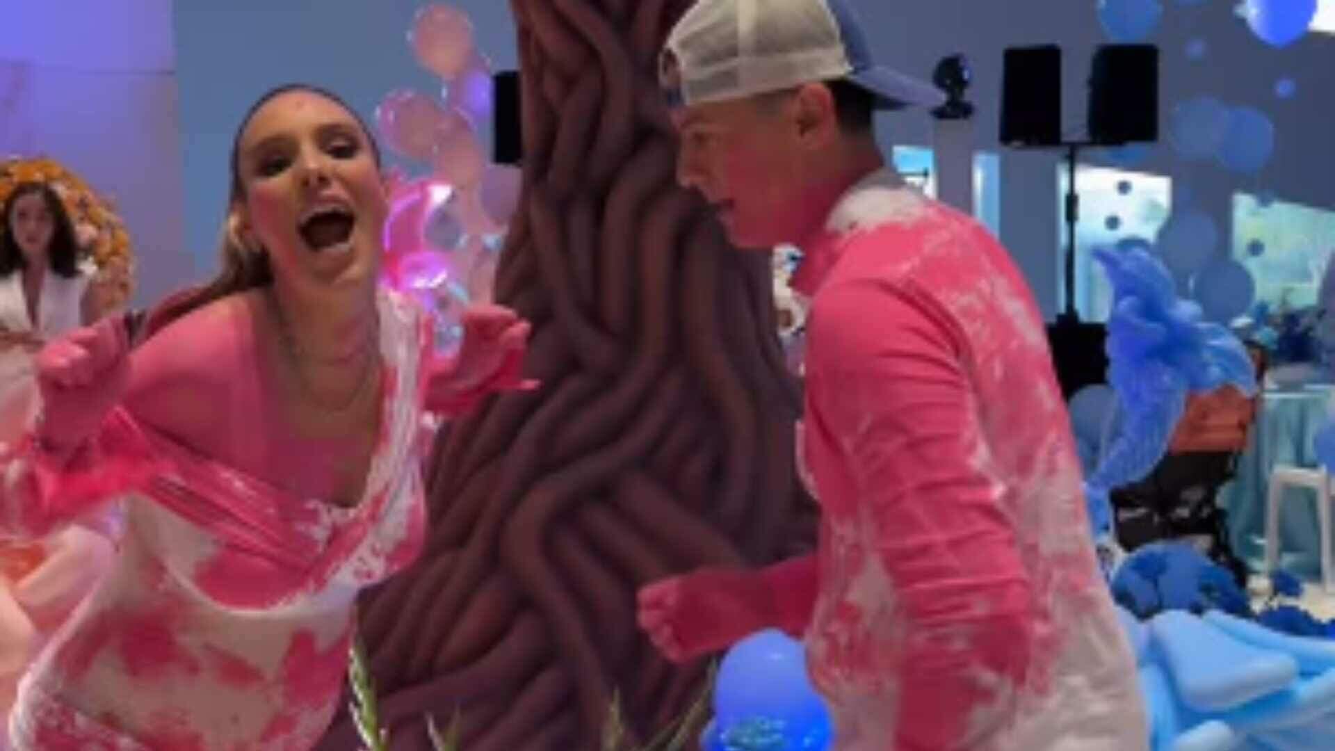 Lele Pons revela que está esperando uma menina e escolhe Anitta como madrinha