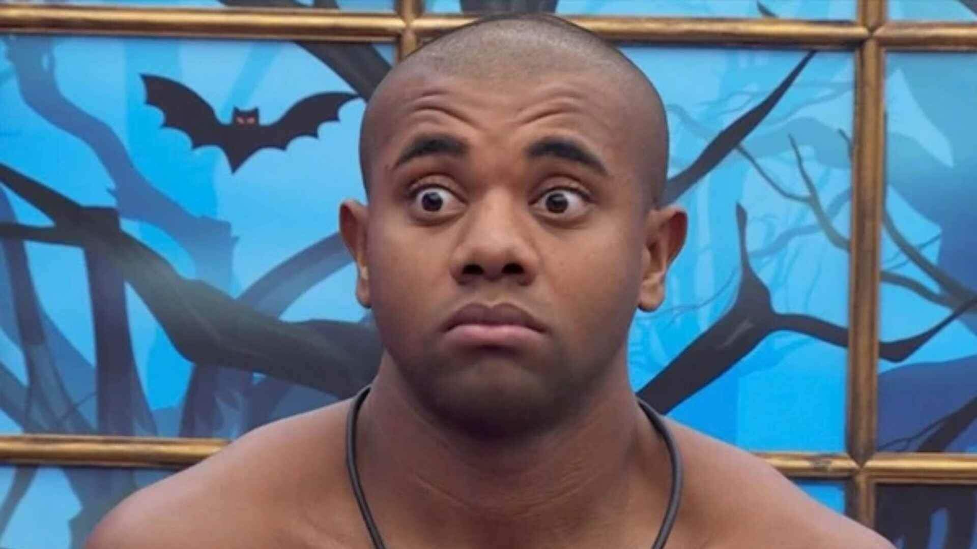 Davi Brito debocha após ser detido por dirigir alcoolizado: “Soltei meu primeiro cliente”