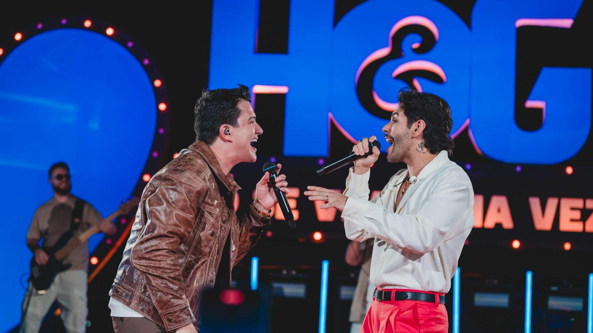 Hugo & Guilherme gravam DVD com participações de Ana Castela, Matheus Fernandes e Menos É Mais